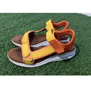 Anne Klein yellow orange brown and white super comfy strappy sandals